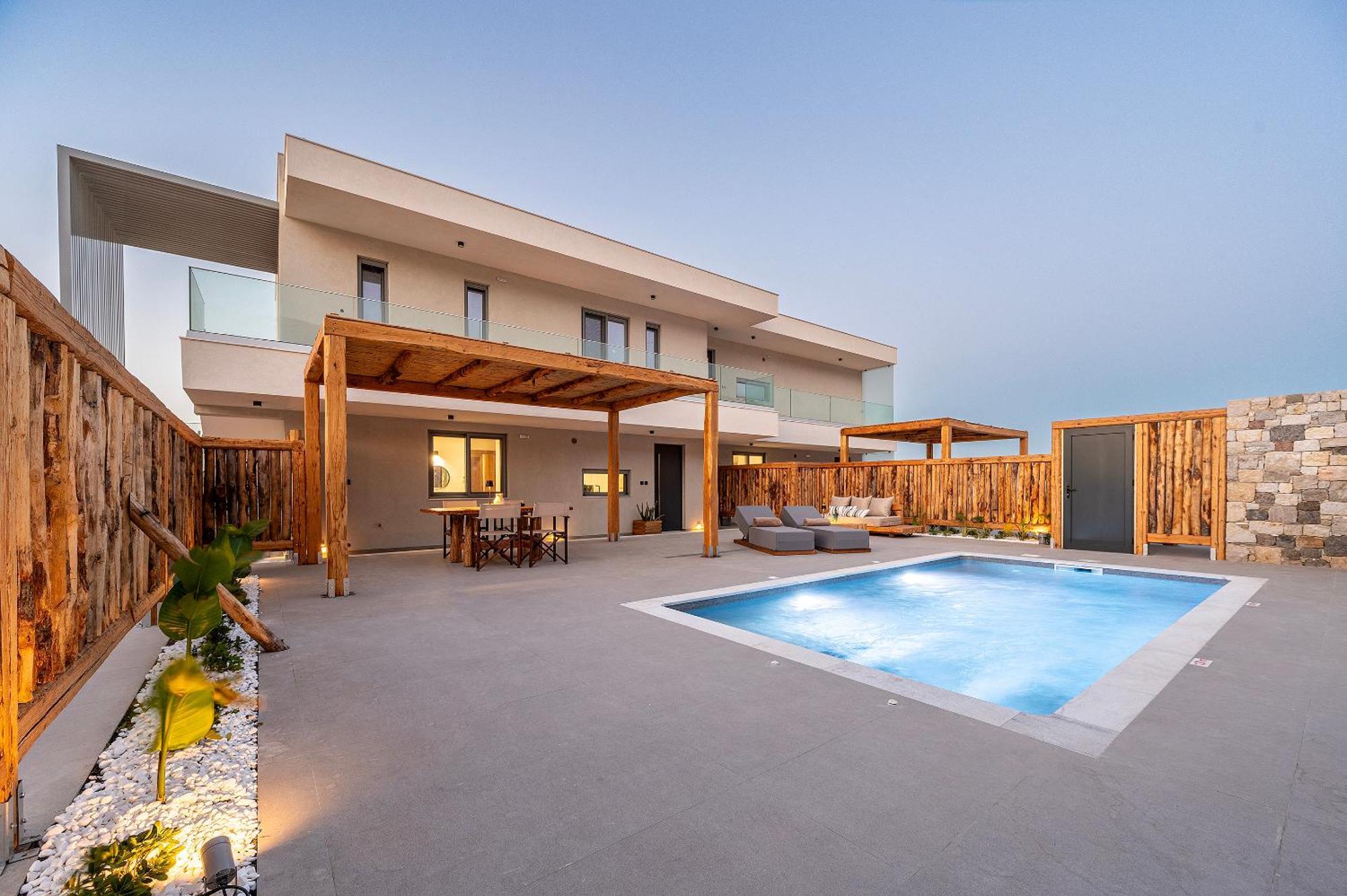 Mousonas Luxury Living