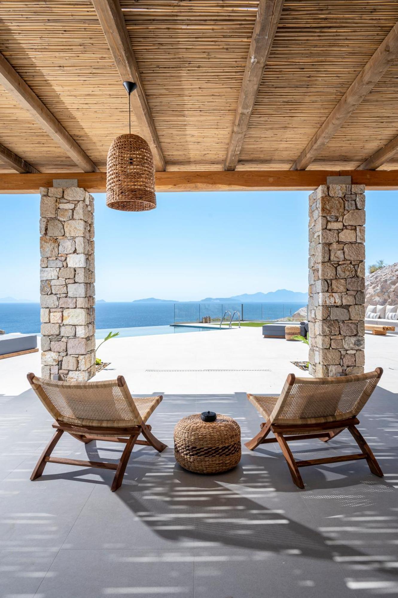Mousonas Luxury Living Apartment